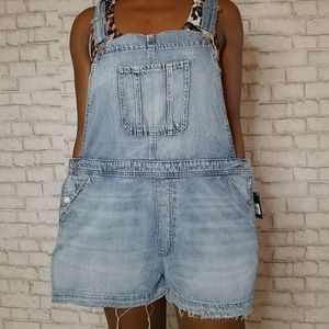 Short overall
